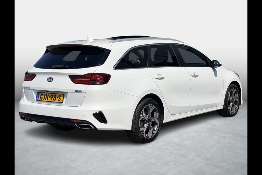 Kia Ceed Sportswagon 1.6 GDI PHEV ExecutiveLine | SOH 92,3% | Panoramadak | JBL | Stoelverwarming & Ventilatie | Achterbank Verwarming | Adaptieve Cruise | Memory Stoelen | Dealeronderhouden |