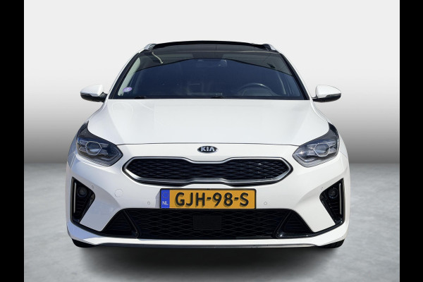 Kia Ceed Sportswagon 1.6 GDI PHEV ExecutiveLine | SOH 92,3% | Panoramadak | JBL | Stoelverwarming & Ventilatie | Achterbank Verwarming | Adaptieve Cruise | Memory Stoelen | Dealeronderhouden |