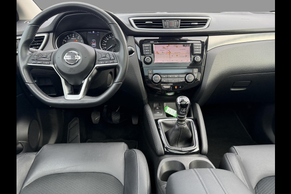 Nissan QASHQAI 1.3 DIG-T Tekna Black Edition | Panoramadak | Adaptive Cruise Control | Dealeronderhouden | Stoelverwarming | 360° | Dodehoek | Apple & Android |