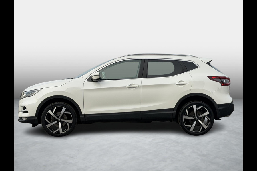 Nissan QASHQAI 1.3 DIG-T Tekna Black Edition | Panoramadak | Adaptive Cruise Control | Dealeronderhouden | Stoelverwarming | 360° | Dodehoek | Apple & Android |