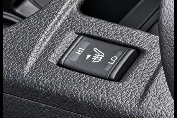 Nissan QASHQAI 1.3 DIG-T Tekna Black Edition | Panoramadak | Adaptive Cruise Control | Dealeronderhouden | Stoelverwarming | 360° | Dodehoek | Apple & Android |