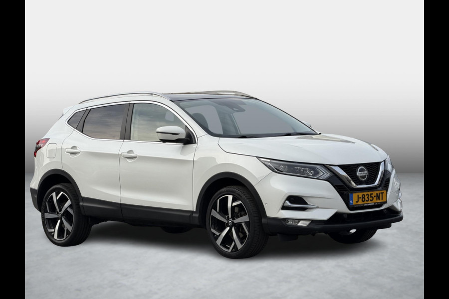 Nissan QASHQAI 1.3 DIG-T Tekna Black Edition | Panoramadak | Adaptive Cruise Control | Dealeronderhouden | Stoelverwarming | 360° | Dodehoek | Apple & Android |