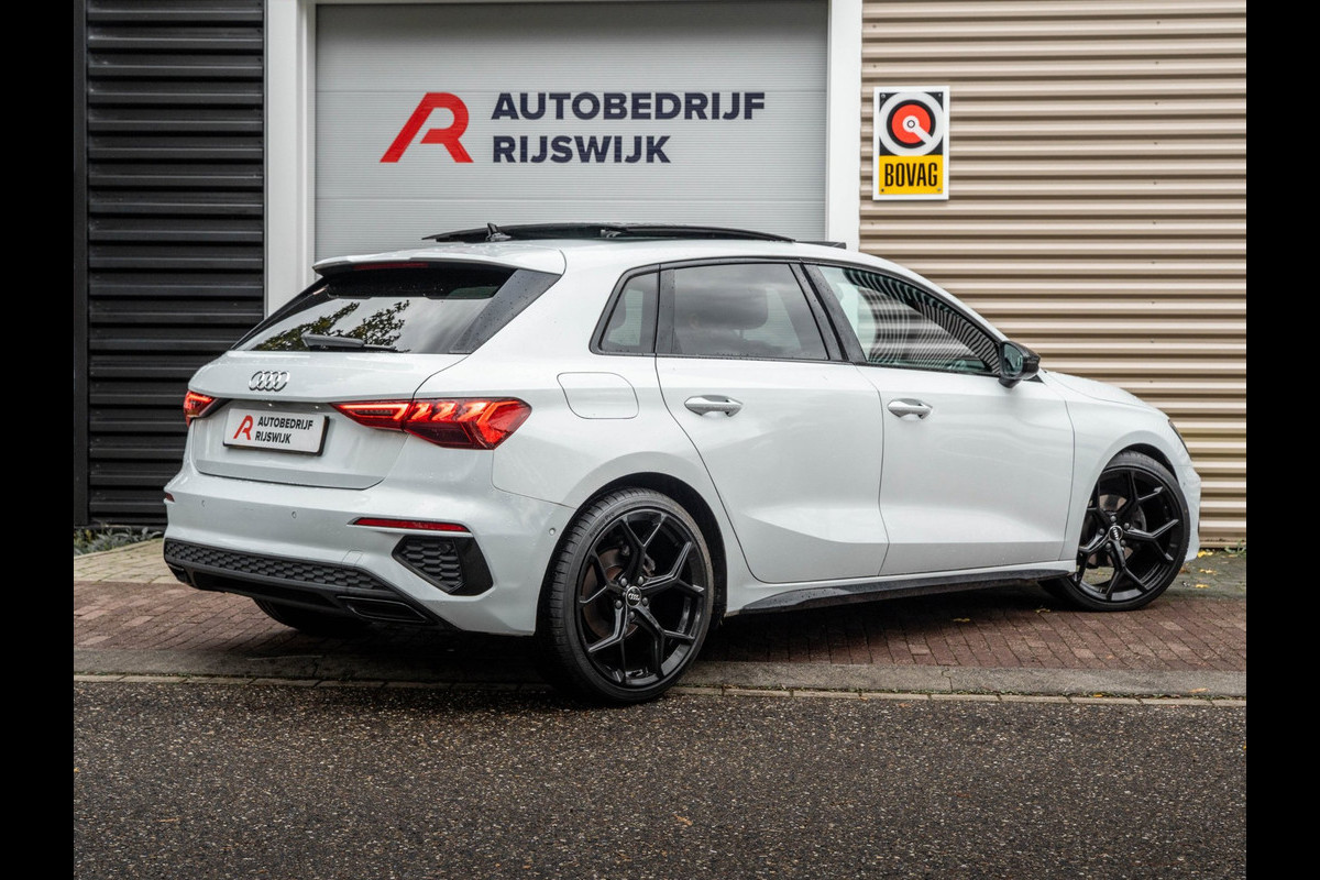 Audi A3 Sportback 30 TFSI edition Pano/Leer/AppleCarPlay/Matrix