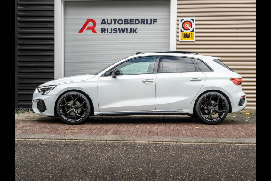 Audi A3 Sportback 30 TFSI edition Pano/Leer/AppleCarPlay/Matrix