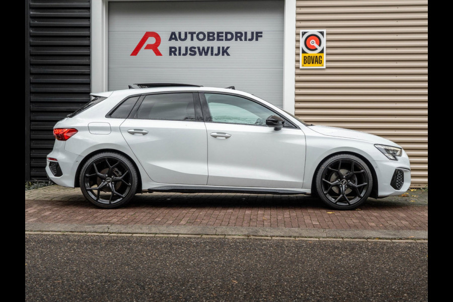 Audi A3 Sportback 30 TFSI edition Pano/Leer/AppleCarPlay/Matrix