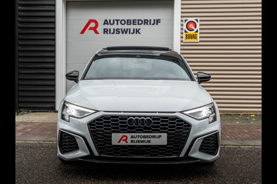 Audi A3 Sportback 30 TFSI edition Pano/Leer/AppleCarPlay/Matrix