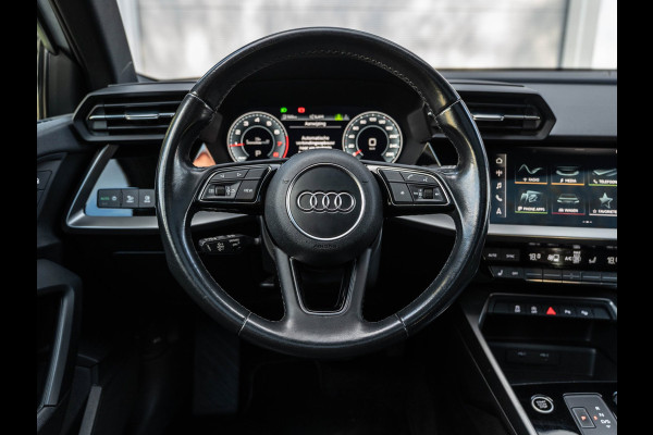 Audi A3 Sportback 30 TFSI edition Pano/Leer/AppleCarPlay/Matrix