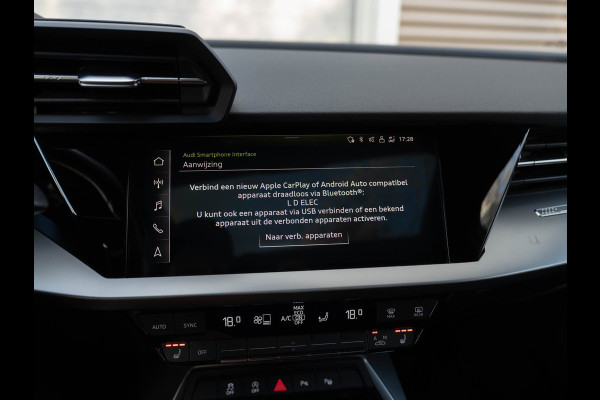 Audi A3 Sportback 30 TFSI edition Pano/Leer/AppleCarPlay/Matrix