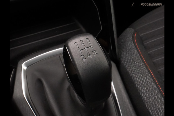 Peugeot 208 1.2 PureTech Allure (APPLE CARPLAY,PARKEERSENSOREN,CLIMATE,CRUISE CONTROL,COMFORTSTOELEN,LED,LM-VELGEN,TOPCONDITIE)
