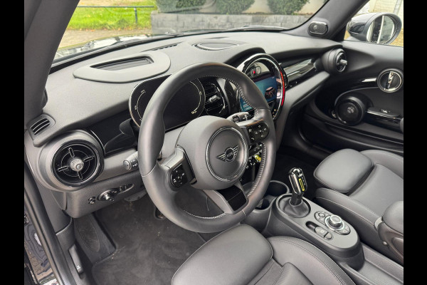 MINI Cooper SE Black edition HEAD-UP | LEDER | PANORAMADAK | CAMERA | HARMAN/KARDON