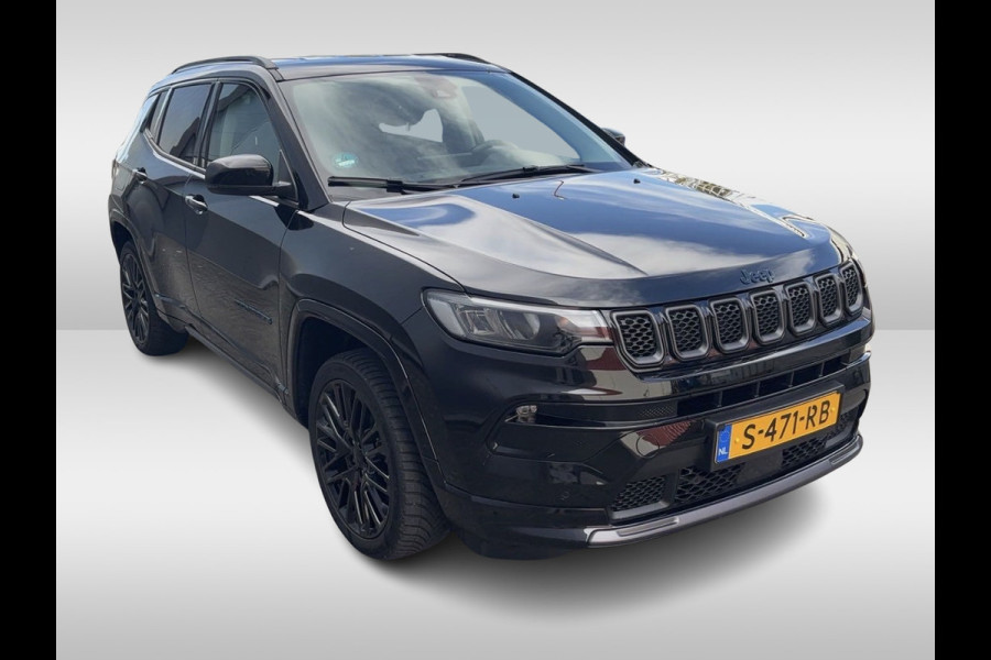 Jeep Compass 4xe 240 Plug-in Hybrid Electric S / Camera / Leder / CarPlay / Keyless / 19'' / Stuur+Stoelverwarming / DAB / ACC