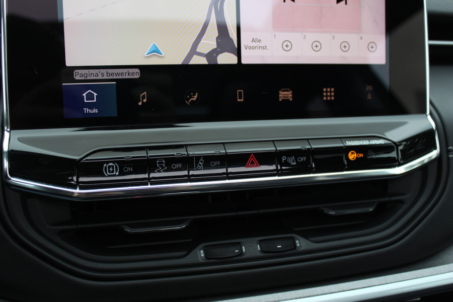 Jeep Compass 4xe 240 Plug-in Hybrid Electric S / Camera / Leder / CarPlay / Keyless / 19'' / Stuur+Stoelverwarming / DAB / ACC