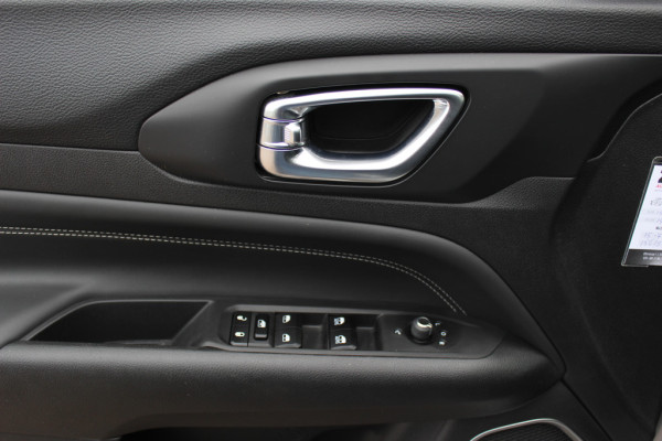 Jeep Compass 4xe 240 Plug-in Hybrid Electric S / Camera / Leder / CarPlay / Keyless / 19'' / Stuur+Stoelverwarming / DAB / ACC