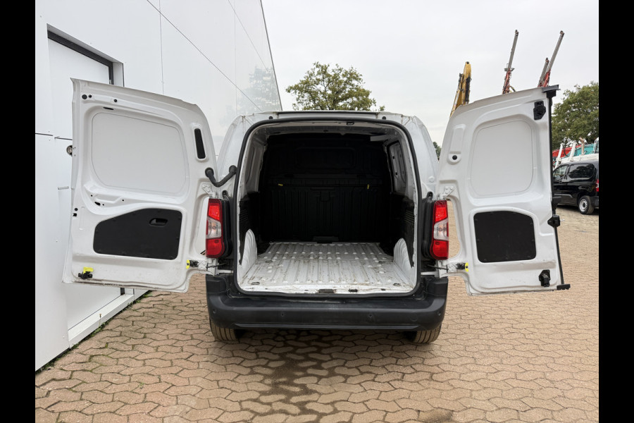 Citroën Berlingo 50kWh 136PK Elektrisch 50kWh 280km WLTP 136PK L1 Snelladen Climate Control Cruise Control Achteruitrijcamera