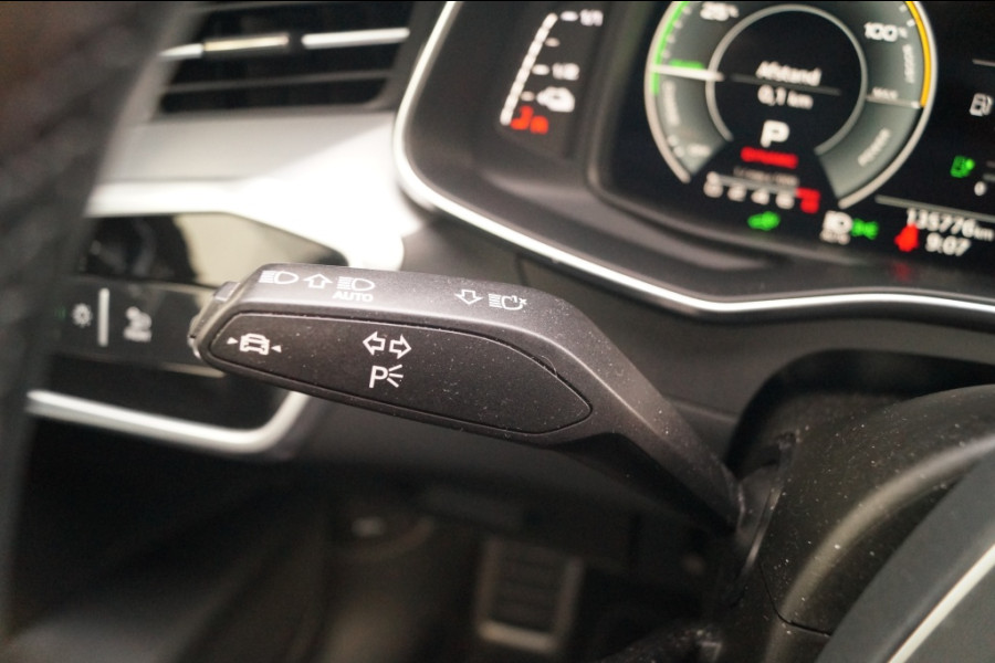 Audi A6 Avant 55 TFSI e PHEV Quattro S-line Competition -LEER-PANO-HUD-