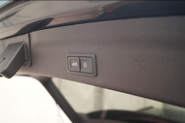 Audi A6 Avant 55 TFSI e PHEV Quattro S-line Competition -LEER-PANO-HUD-