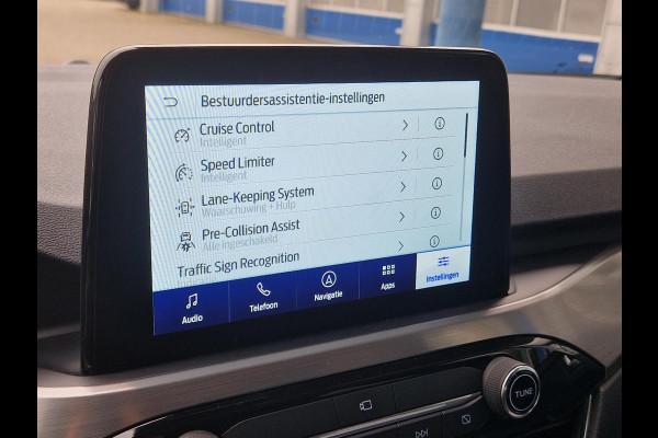 Ford Kuga 2.5 PHEV Titanium | Stoel + Stuurverwarming | Adaptive Cruise Control | Full LED | Camera | Head-Up Display | BLIS |