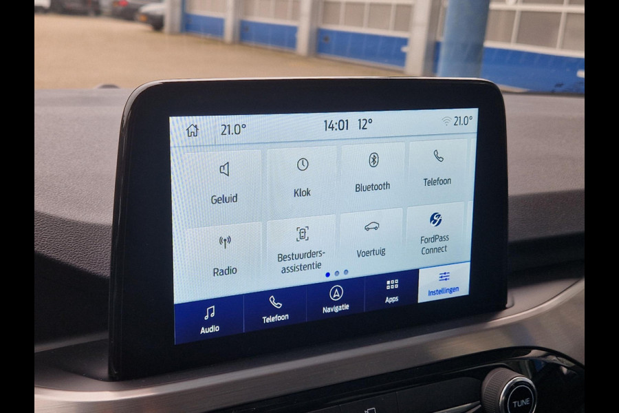Ford Kuga 2.5 PHEV Titanium | Stoel + Stuurverwarming | Adaptive Cruise Control | Full LED | Camera | Head-Up Display | BLIS |