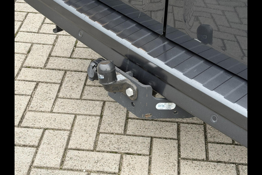 Renault Trafic 2.0 dCi 150 T30 L2H1 Luxe AUTOMAAT | NAVI | TREKHAAK | CAMERA