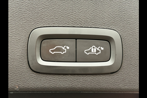 Volvo XC40 Recharge Ultimate 70 kWh Soh 94.5% Pano.dak Har/Kard Trekhaak
