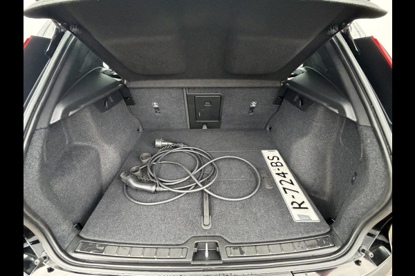 Volvo XC40 Recharge Ultimate 70 kWh Soh 94.5% Pano.dak Har/Kard Trekhaak