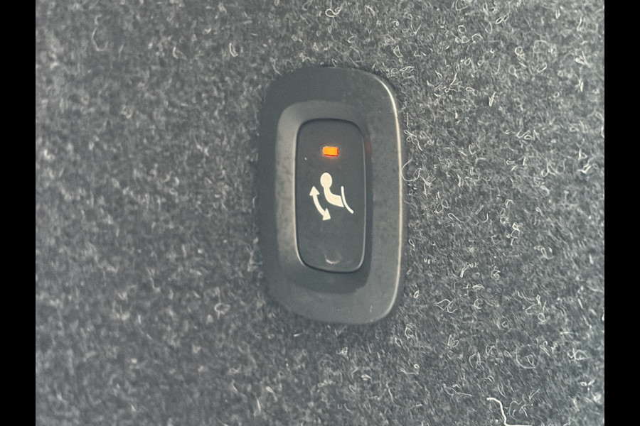 Volvo XC40 Recharge Ultimate 70 kWh Soh 94.5% Pano.dak Har/Kard Trekhaak