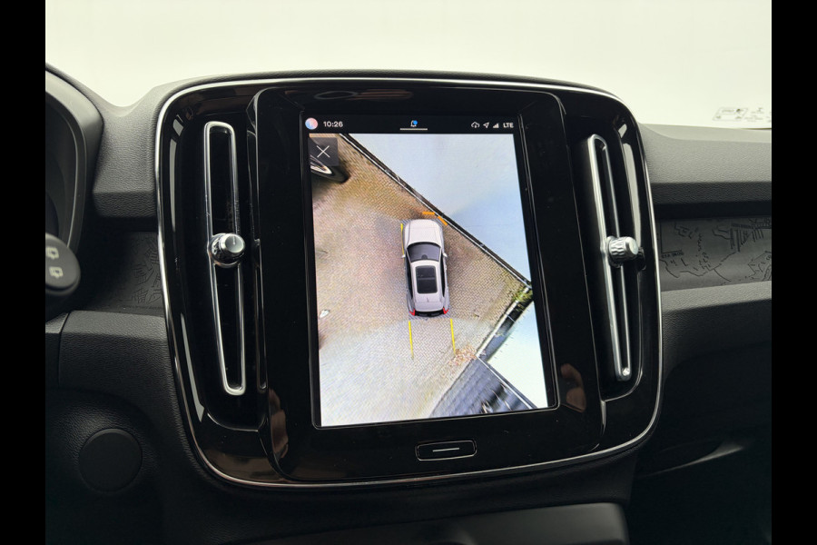 Volvo XC40 Recharge Ultimate 70 kWh Soh 94.5% Pano.dak Har/Kard Trekhaak