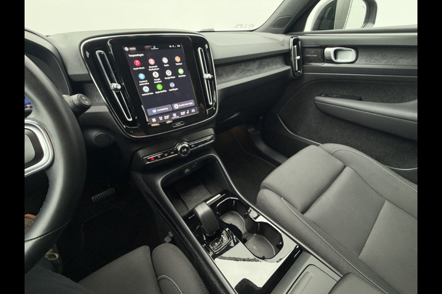 Volvo XC40 Recharge Ultimate 70 kWh Soh 94.5% Pano.dak Har/Kard Trekhaak