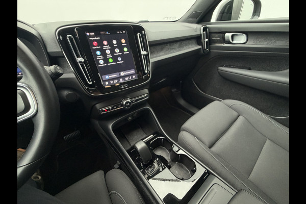 Volvo XC40 Recharge Ultimate 70 kWh Soh 94.5% Pano.dak Har/Kard Trekhaak