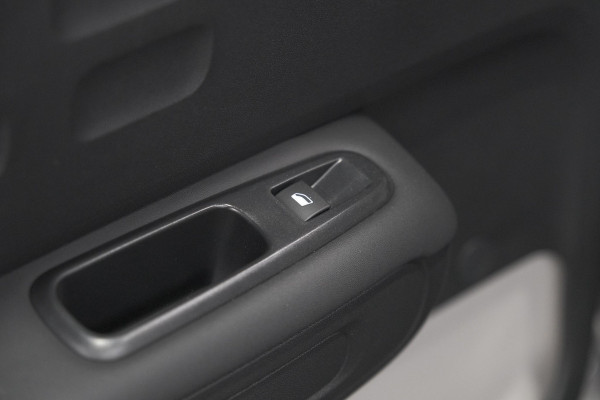 Citroën C3 PureTech 82 Max | Trekhaak | Keyless | Camera | Parkeersensoren | Navigatie | Stoelverwarming