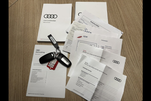 Audi Q4 e-tron 40 Launch edition Advanced 77 kWh SOH 87% Navi Carplay Camera Stoelverw. PDC V+A Electr. Achterklep