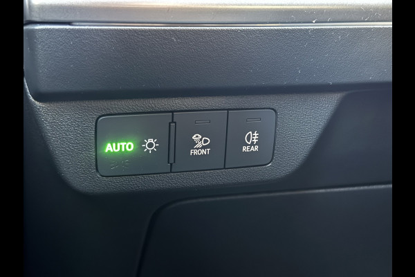 Audi Q4 e-tron 40 Launch edition Advanced 77 kWh SOH 87% Navi Carplay Camera Stoelverw. PDC V+A Electr. Achterklep