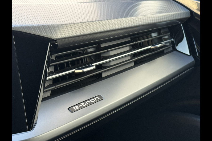 Audi Q4 e-tron 40 Launch edition Advanced 77 kWh SOH 87% Navi Carplay Camera Stoelverw. PDC V+A Electr. Achterklep