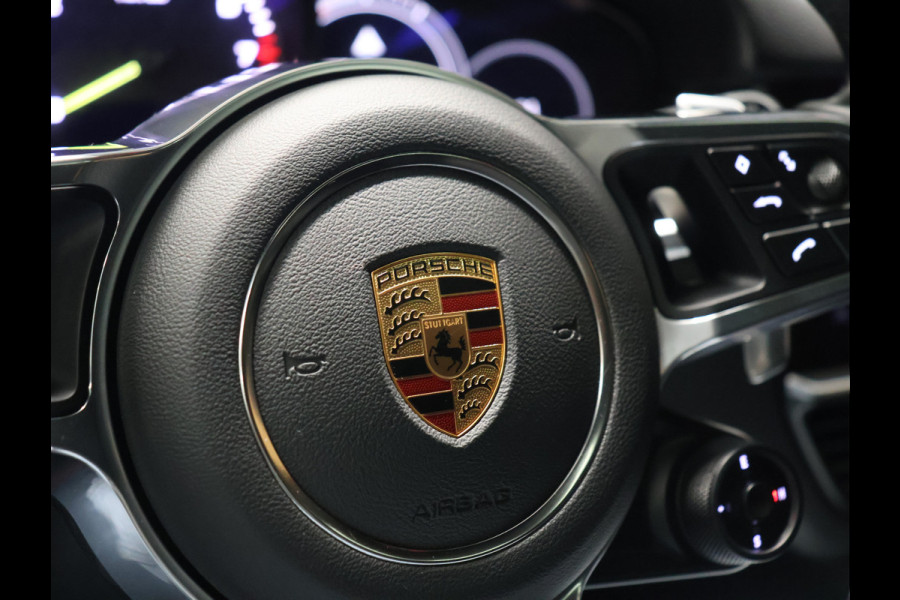 Porsche Cayenne 3.0 E-Hybrid Platinum Edition [PANORAMADAK, ACC, BOSE, SPORT CHRONO, HEAD-UP, ADAPTIVE LUCHTVERING, APPLE CARPLAY, SFEERVERLICHTING, MEMORY, NIEUWSTAAT]