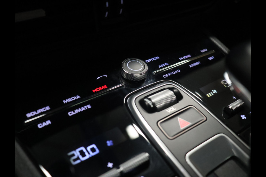 Porsche Cayenne 3.0 E-Hybrid Platinum Edition [PANORAMADAK, ACC, BOSE, SPORT CHRONO, HEAD-UP, ADAPTIVE LUCHTVERING, APPLE CARPLAY, SFEERVERLICHTING, MEMORY, NIEUWSTAAT]