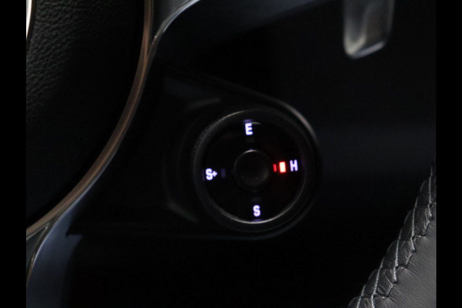 Porsche Cayenne 3.0 E-Hybrid Platinum Edition [PANORAMADAK, ACC, BOSE, SPORT CHRONO, HEAD-UP, ADAPTIVE LUCHTVERING, APPLE CARPLAY, SFEERVERLICHTING, MEMORY, NIEUWSTAAT]