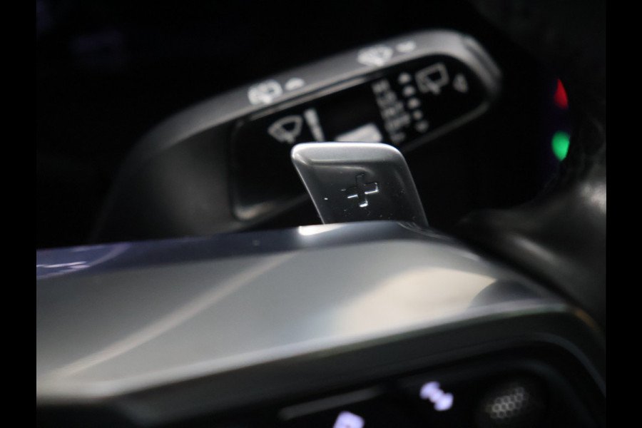 Porsche Cayenne 3.0 E-Hybrid Platinum Edition [PANORAMADAK, ACC, BOSE, SPORT CHRONO, HEAD-UP, ADAPTIVE LUCHTVERING, APPLE CARPLAY, SFEERVERLICHTING, MEMORY, NIEUWSTAAT]