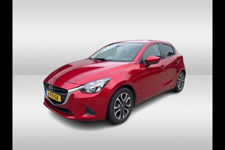 Mazda 2 1.5 Skyactiv-G Skylease+ / Navigatie / Parkeerhulp achter / 16'' / Stoelverwarming / Dodehoek / DAB / Cruise Control / Getint glas