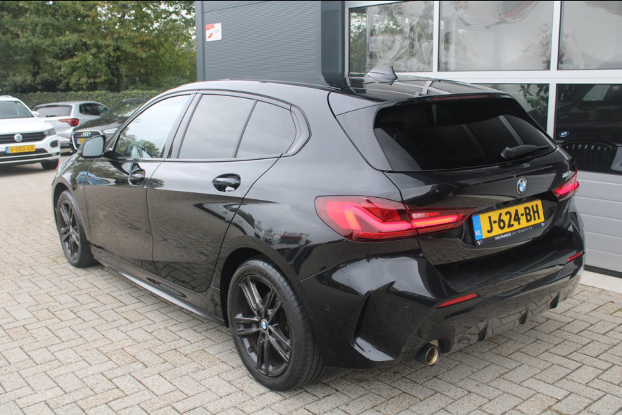 BMW 1-serie 118i M-Sport Shadow Org. NL | Camera | Sfeer | Dealer onderhouden