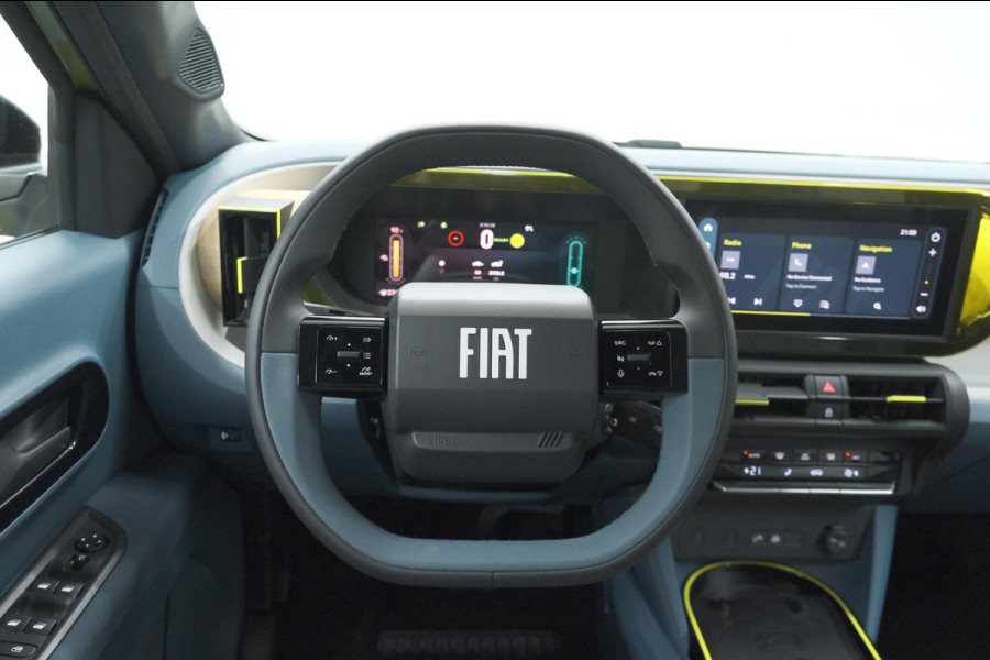 Fiat Grande Panda E La Prima 7 kW 44 kWh | 1 Fase | SOH 96% | Camera | Navigatie | Parkeersensoren
