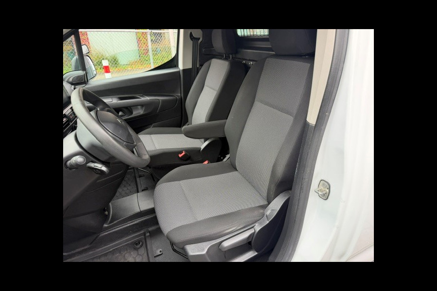Peugeot Partner 1.5 BlueHDI Premium AIRCO I PDC I 1e EIGENAAR I NW DISTRIBUTIE I COMPLETE ONDERHOUDSHISTORIE