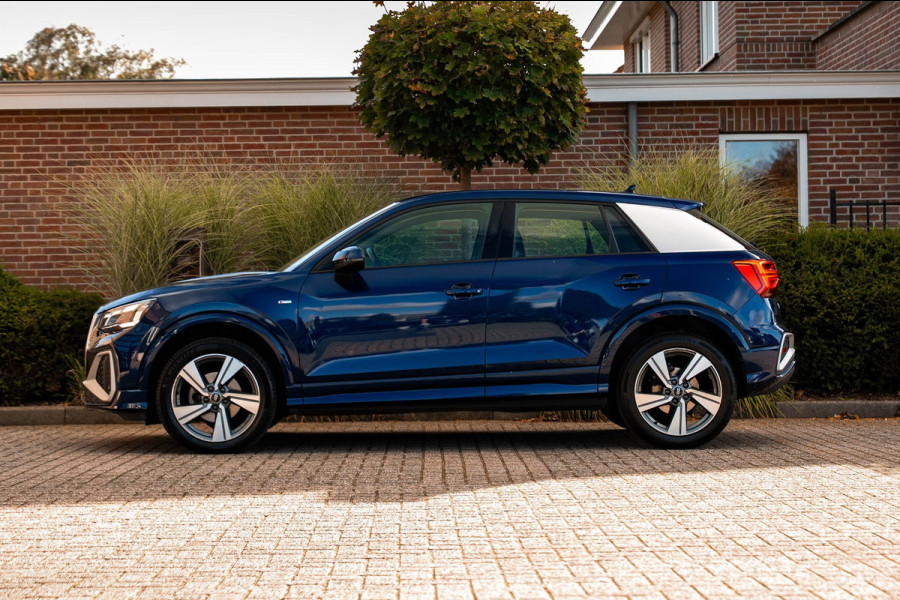 Audi Q2 35 TFSI Advanced 150 PK Aut. S-Line Virtual Matrix Camera Elek. Klep Keyless 18''