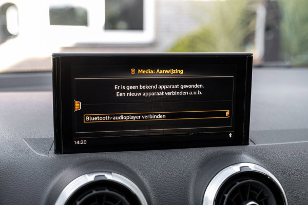 Audi Q2 35 TFSI Advanced 150 PK Aut. S-Line Virtual Matrix Camera Elek. Klep Keyless 18''