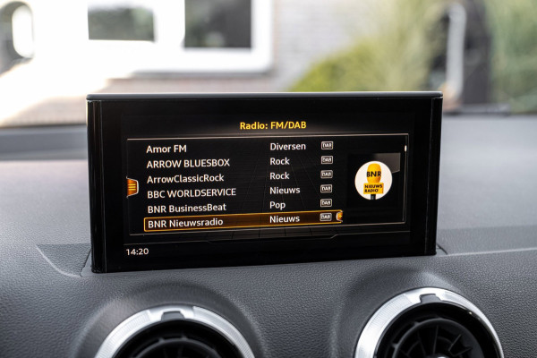 Audi Q2 35 TFSI Advanced 150 PK Aut. S-Line Virtual Matrix Camera Elek. Klep Keyless 18''