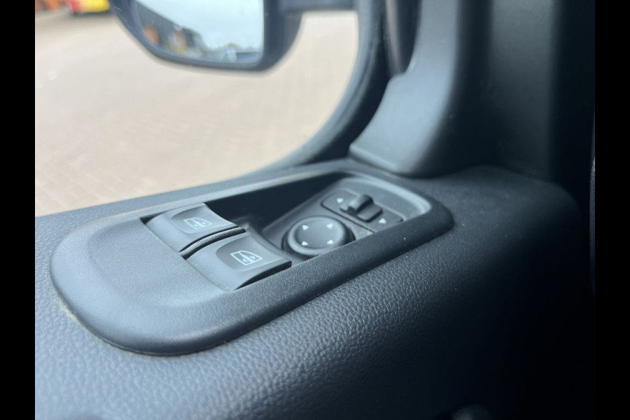 Renault Master T35 2.3 dCi 135pk E6 L2H2 BPM Vrij! Lease €270p/m, Navi, Camera, PDC, Led, Airco, Onderhoudshistorie aanwezig