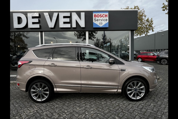 Ford Kuga 1.5 EcoBoost Vignale 182pk Automaat | Trekhaak | Full Options | Pano | Adapt. Cruise | Dodehoek | Driver Assistance Pack | Luxury Pack | etc. etc.