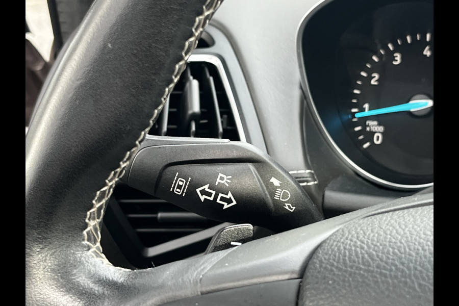 Ford Kuga 1.5 EcoBoost Vignale 182pk Automaat | Trekhaak | Full Options | Pano | Adapt. Cruise | Dodehoek | Driver Assistance Pack | Luxury Pack | etc. etc.