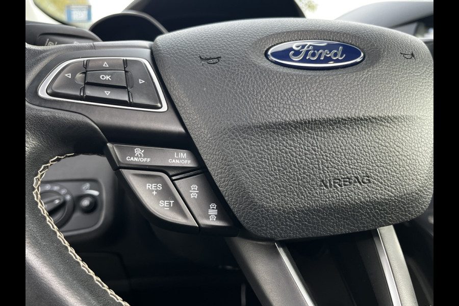 Ford Kuga 1.5 EcoBoost Vignale 182pk Automaat | Trekhaak | Full Options | Pano | Adapt. Cruise | Dodehoek | Driver Assistance Pack | Luxury Pack | etc. etc.