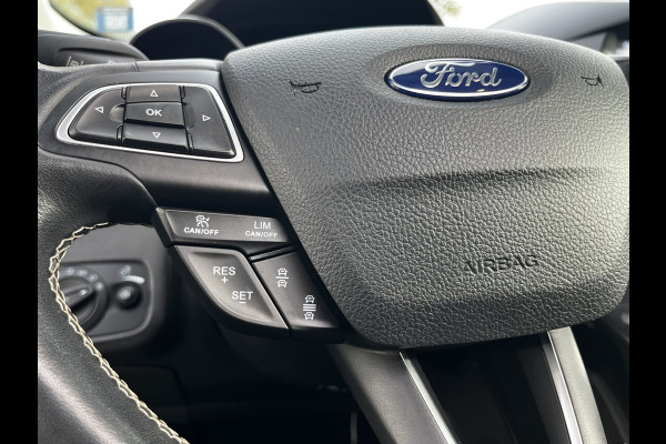Ford Kuga 1.5 EcoBoost Vignale 182pk Automaat | Trekhaak | Full Options | Pano | Adapt. Cruise | Dodehoek | Driver Assistance Pack | Luxury Pack | etc. etc.