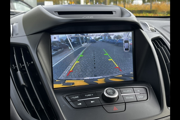 Ford Kuga 1.5 EcoBoost Vignale 182pk Automaat | Trekhaak | Full Options | Pano | Adapt. Cruise | Dodehoek | Driver Assistance Pack | Luxury Pack | etc. etc.